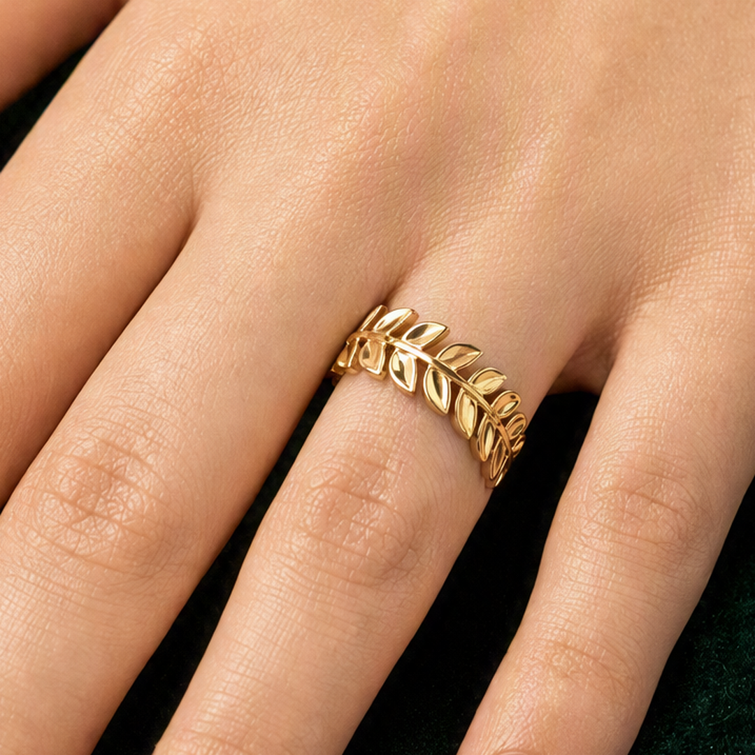 Laurel leaf ring styled view